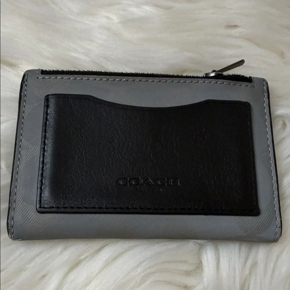 Coach Men's Black and Gray Card Holder